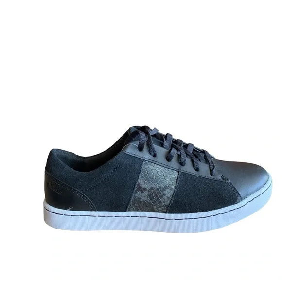 New Clarks collection Women Black leather sneakers ultimate comfort size 6.5 US - Picture 4 of 8